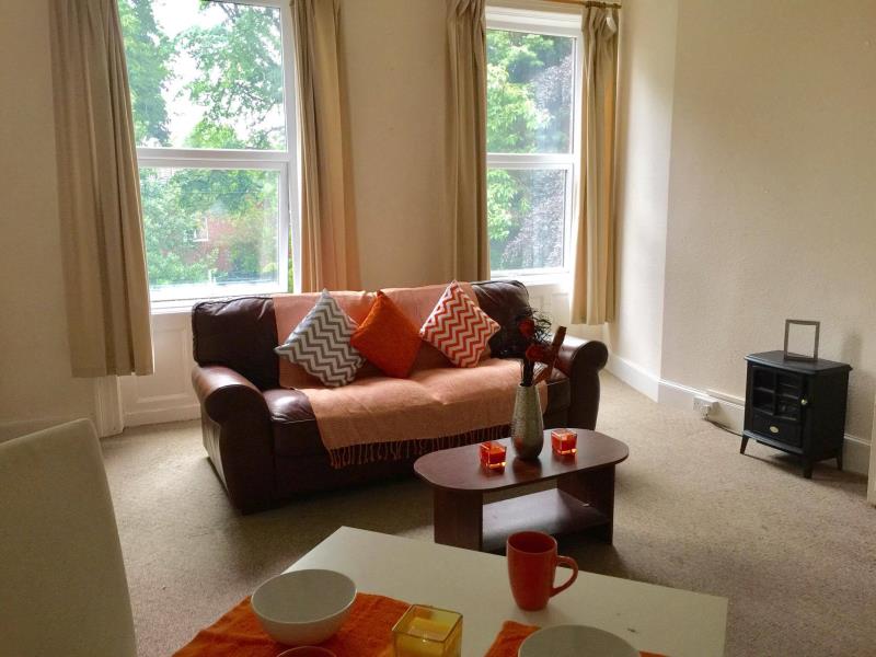 Photo of Flat 2, 9 North Grange Road, LS6 2BR